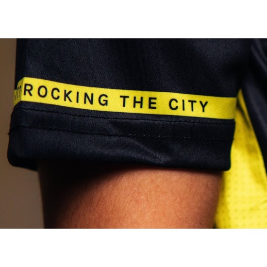 Niño Brentford 2025/26 Camiseta Especial Hard-Fi CCTV Niño Brentford 2025/26 Camiseta Especial Hard-Fi CCTV