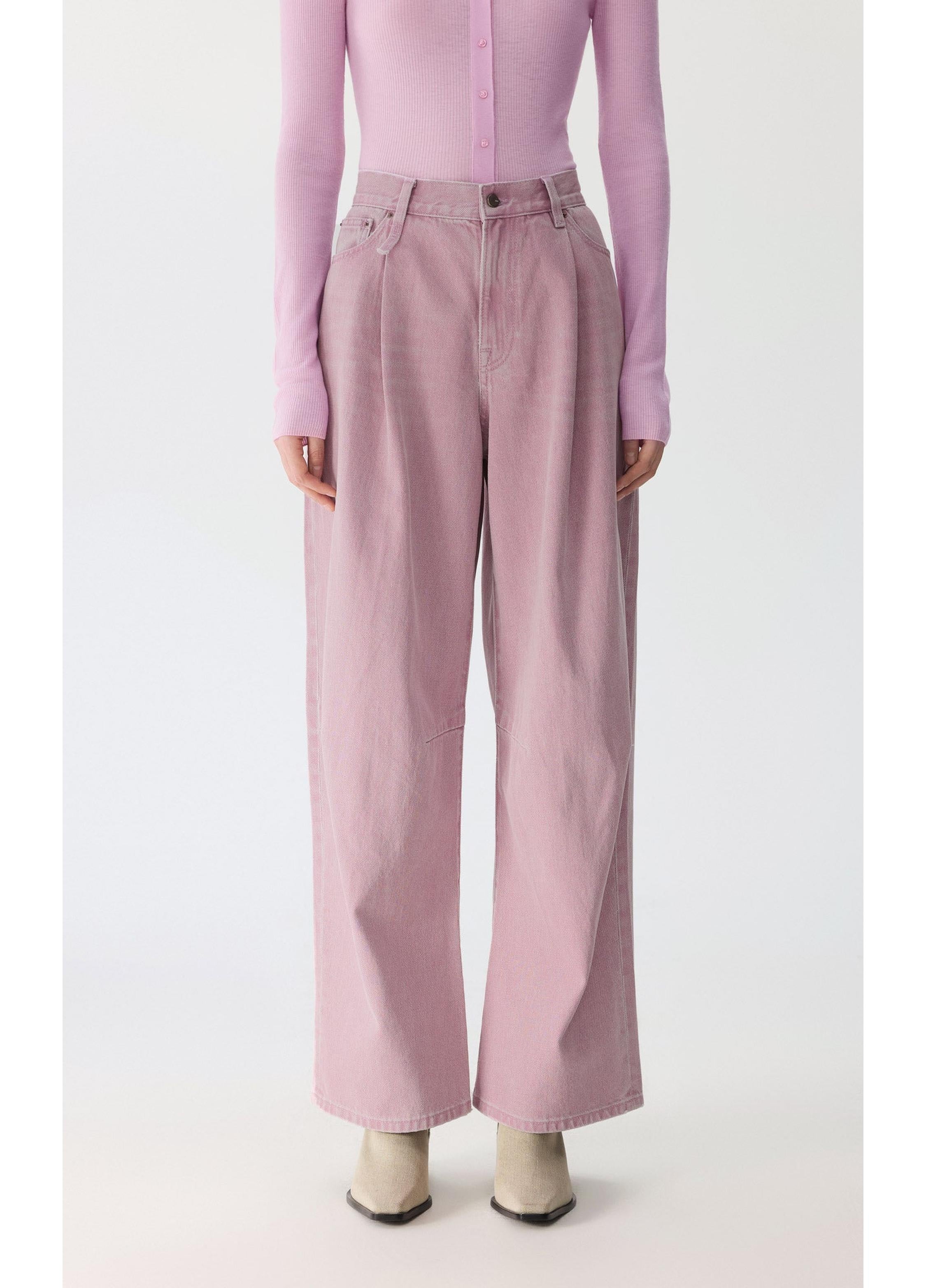 Vaqueros de mezclilla con pierna recta y dobladillo vuelto